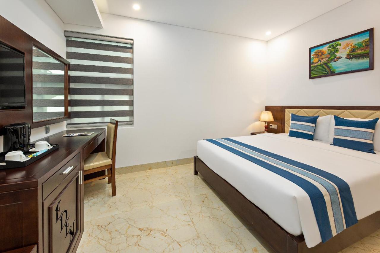 Eden Ocean View Hotel Da Nang Exterior photo